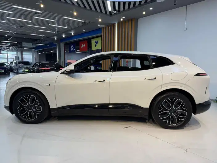 Avatr 07 2024 Model Ultra 4WD EV Edition