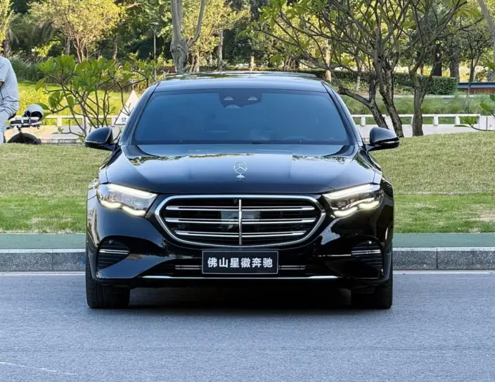 Mercedes-Benz E-Class 2025 Model E 300 L Luxury Model sedan – фото 2