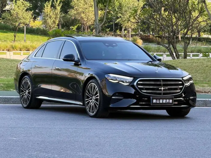 Mercedes-Benz E-Class 2025 Model E 300 L Luxury Model sedan – фото 3