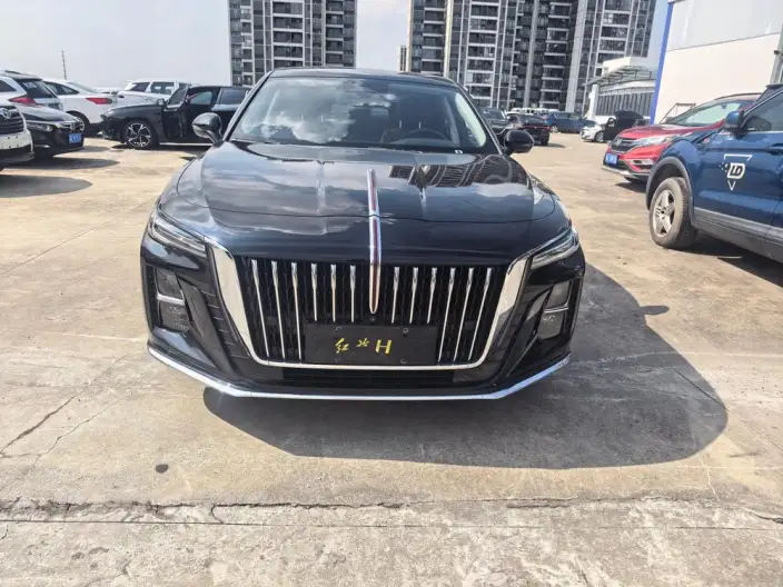 Hongqi H5 2023 Model 2.0T Automatic Flag Enjoy Edition