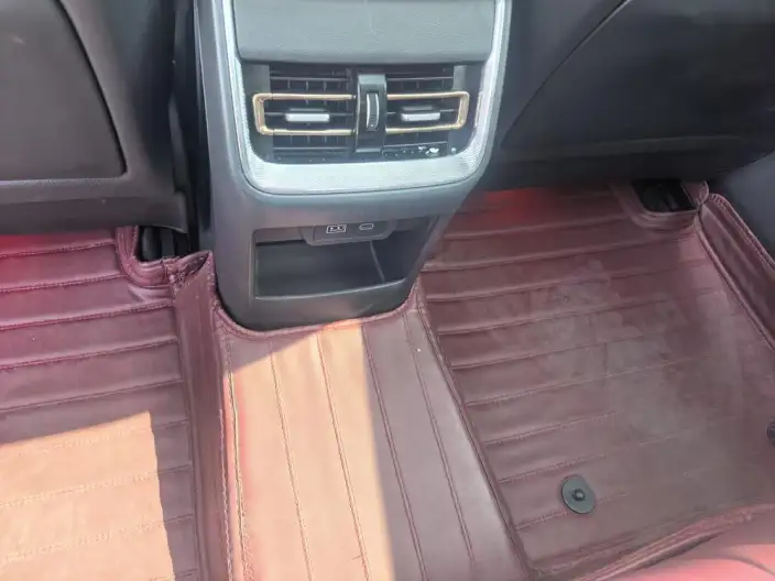 Hongqi H5 2023 Model 2.0T Automatic Flag Enjoy Edition – фото 8