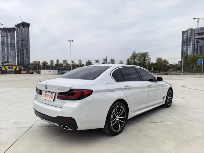 BMW 5 Series 2022 Model Facelift II 525Li M Sports Set – фото 7