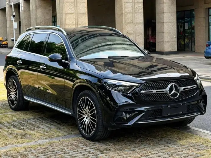 Mercedes-Benz GLC 2024 Model GLC 300 L 4MATIC Luxury Model 5 seat – фото 2