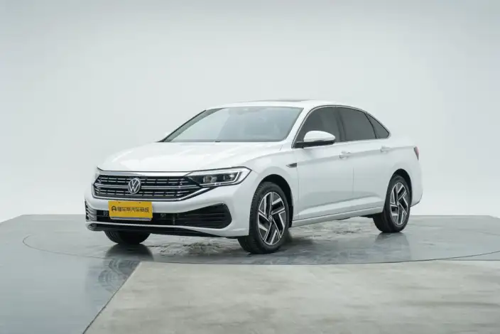Volkswagen Sagitar 2023 Model 300TSI DSG Beyond Edition – фото 1