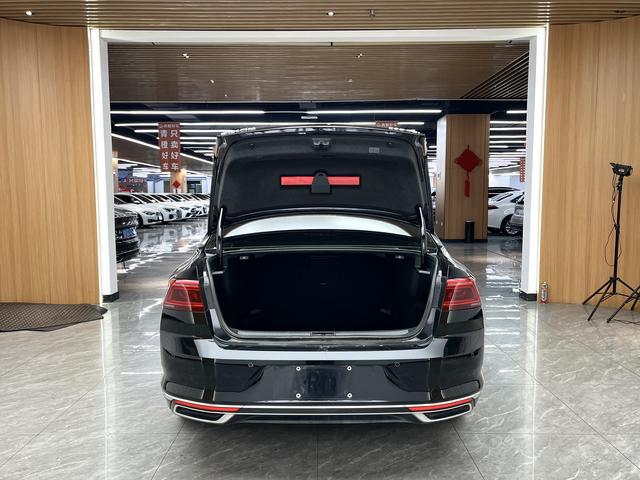 Volkswagen Magotan 2020 330TSI DSG Leading – фото 9