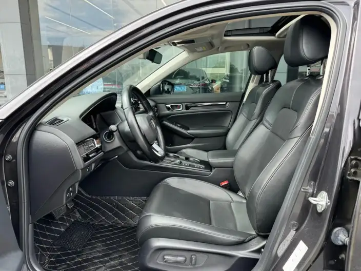 Model Ge 2023 Model 240TURBO CVT Smart Edition – фото 8