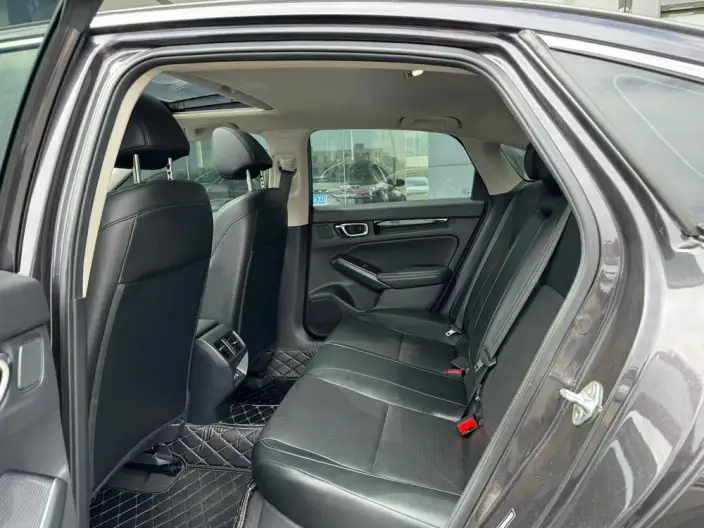 Model Ge 2023 Model 240TURBO CVT Smart Edition – фото 9