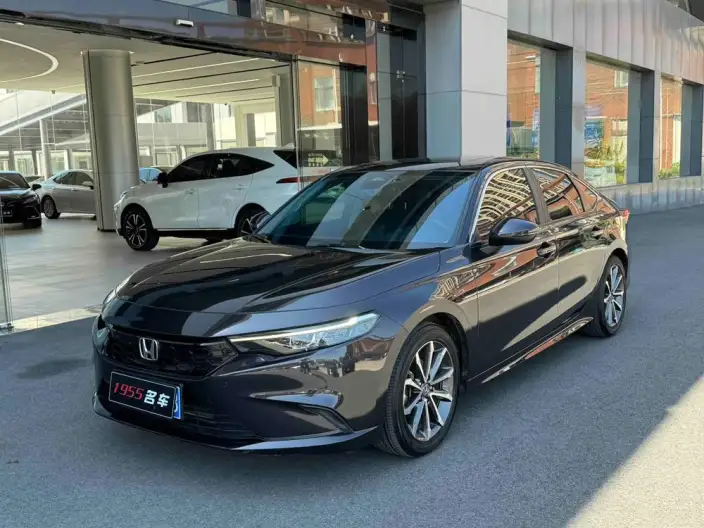 Model Ge 2023 Model 240TURBO CVT Smart Edition – фото 1