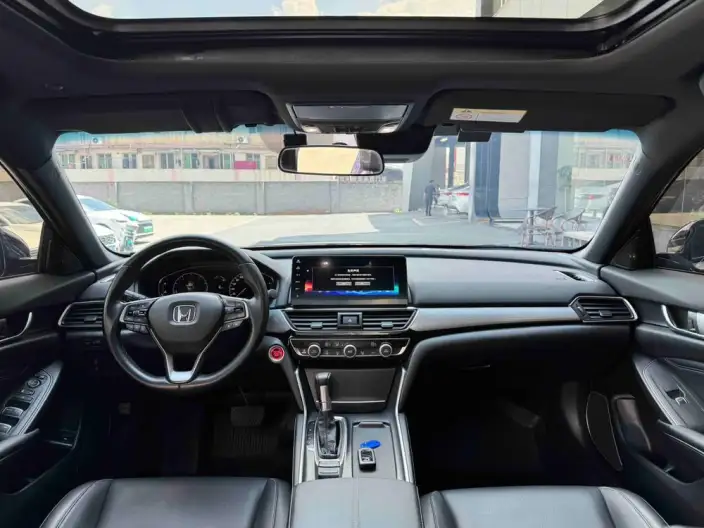 Honda INSPIRE 2022 Model 260TURBO Exquisite Edition – фото 7
