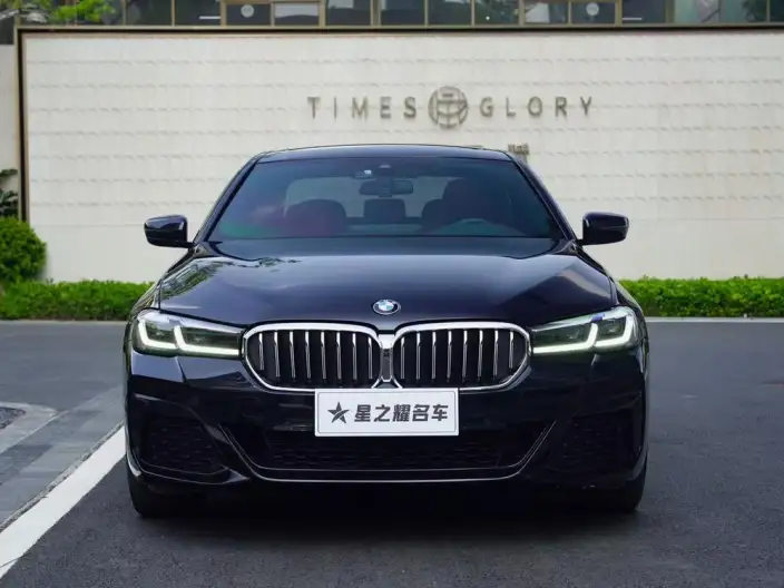 BMW 5 Series 2022 Model Facelift 530Li Exclusive Model M Sports Set – фото 2