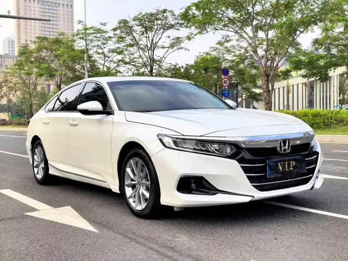 Honda Accord 2022 Model 260TURBO Deluxe Edition – фото 3