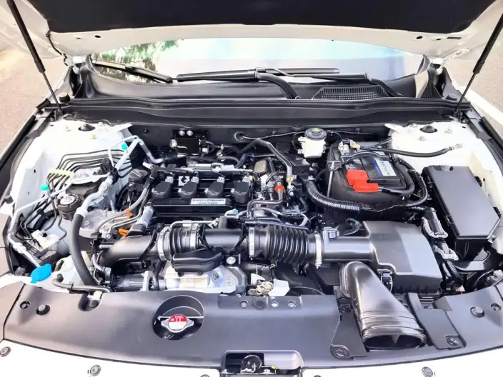 Honda Accord 2022 Model 260TURBO Deluxe Edition – фото 8