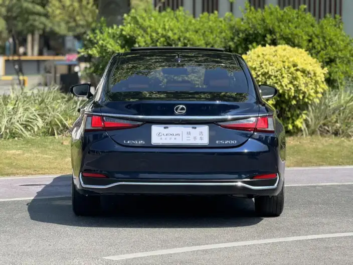 Lexus ES 2022 Model 200 Superior Edition – фото 5