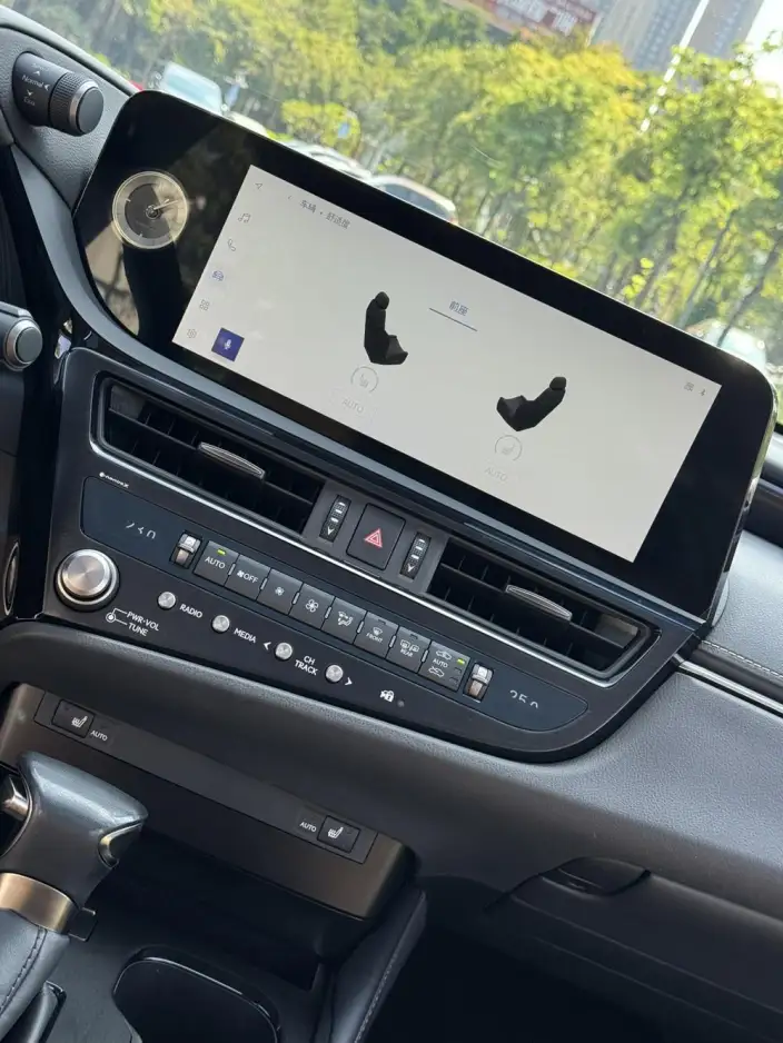 Lexus ES 2022 Model 200 Superior Edition – фото 6