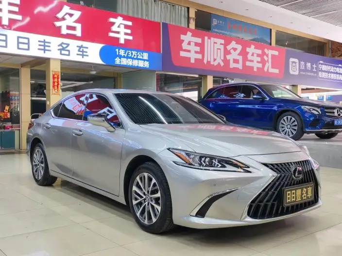 Lexus ES 2022 Model 200 Superior Edition