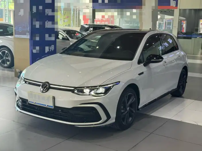 Volkswagen Golf 2021 Model 280TSI DSG R-Line – фото 1