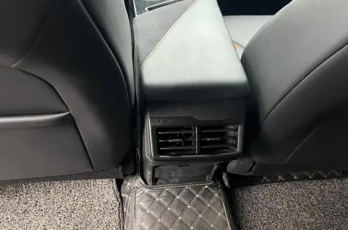Changan UNI-V 2022 Model 1.5T Sports Edition – фото 10