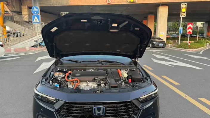 Honda Accord PHEV 2023 Model e:PHEV Premium Edition – фото 8