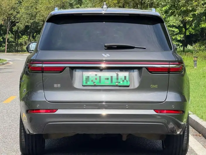 Li Auto ONE 2021 Model Extended Range 6 seat Edition – фото 6