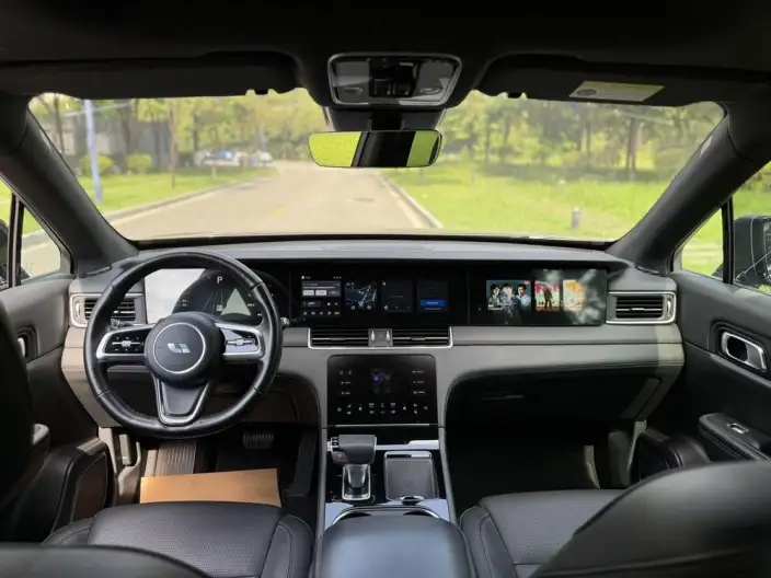 Li Auto ONE 2021 Model Extended Range 6 seat Edition – фото 9