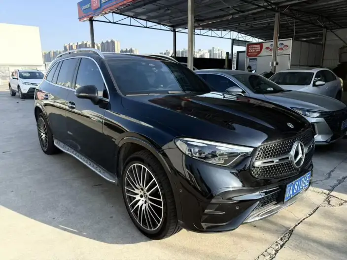 Mercedes-Benz GLC 2024 Model GLC 300 L 4MATIC Luxury Model 5 seat – фото 3