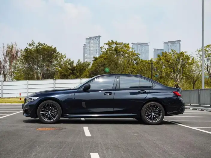 BMW 3 Series 2022 Model Facelift 330Li xDrive M Sports Night Set – фото 3