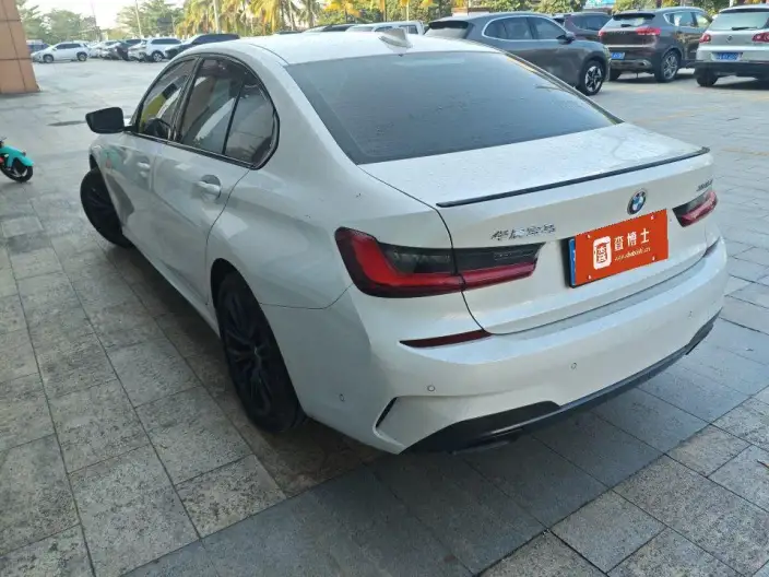 BMW 3 Series 2022 Model 325i M Sports Night Set – фото 3