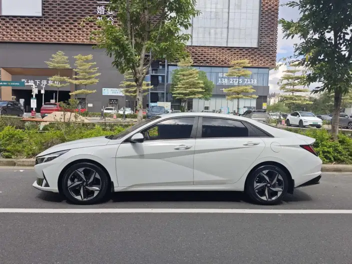 Hyundai Ioniq 2023 Model 1.5L CVT LUX Premium Edition