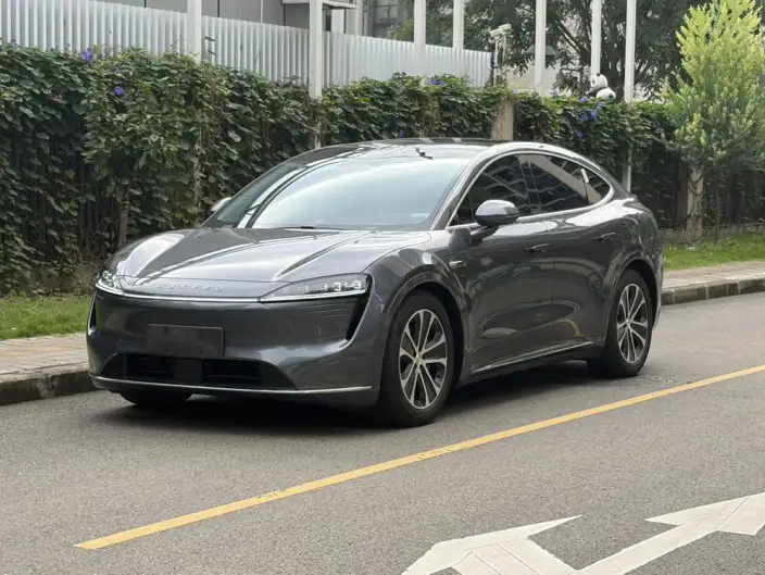 Luxeed R7 2024 Model EV 82kWh Pro Rear Drive Edition