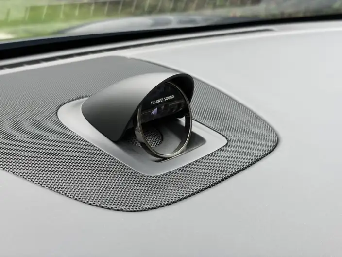 Luxeed R7 2024 Model EV 82kWh Pro Rear Drive Edition – фото 9