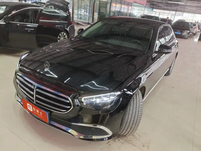 Mercedes-Benz E-Class 2021 Model E 300 L Luxury Model sedan – фото 4