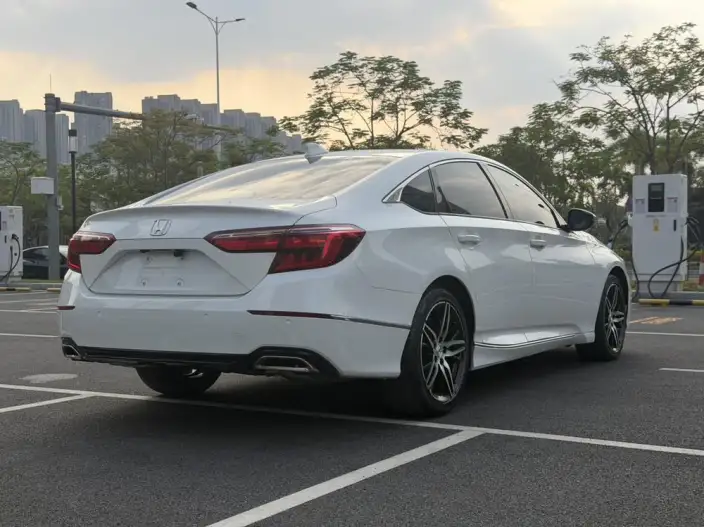 Honda INSPIRE 2022 Model 260TURBO Jingyue Edition – фото 7