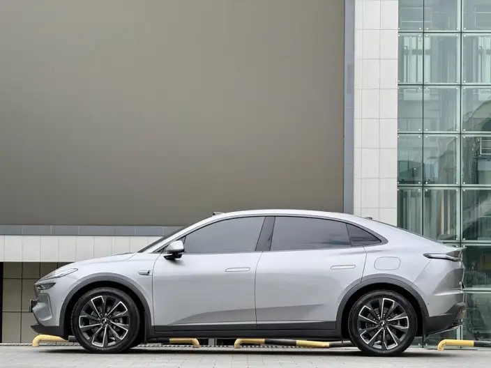 Onvo L60 2024 Model 525km Standard Battery Life 4WD Edition