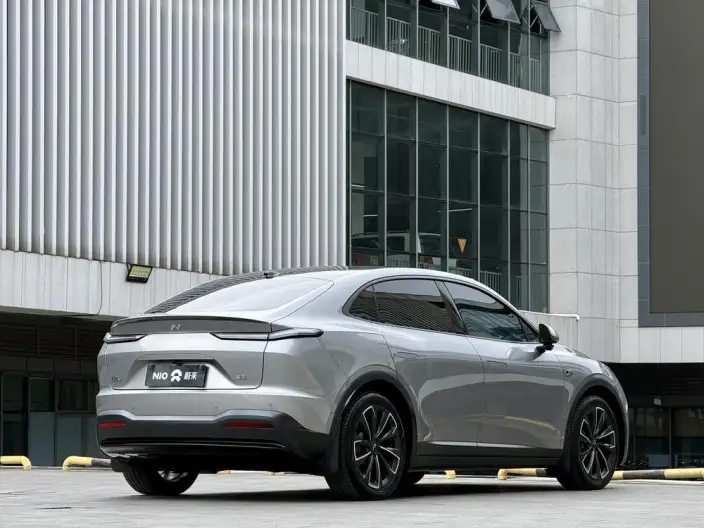 Onvo L60 2024 Model 525km Standard Battery Life 4WD Edition – фото 7