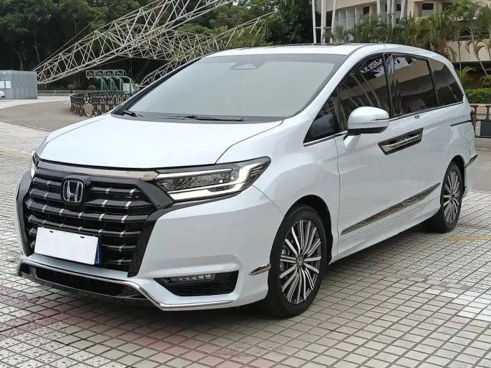 Honda Elysion 2024 Model 2.0L e:HEV Deluxe Edition