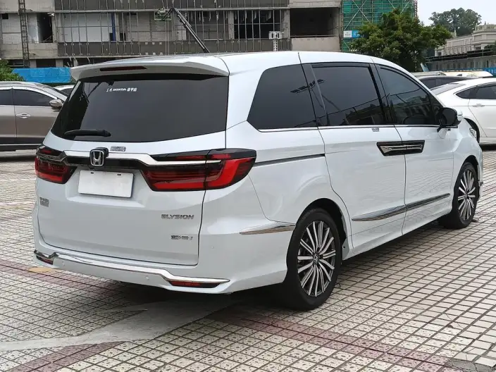 Honda Elysion 2024 Model 2.0L e:HEV Deluxe Edition – фото 6