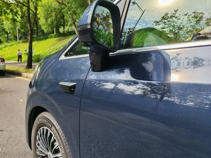 Denza D9 EV 2025 Model Smart Driving Edition 600 4WD Flagship Model – фото 6