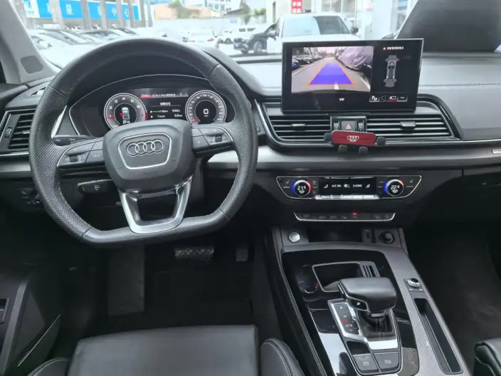 Audi Q5L 2022 Model Facelift 45T Luxury Dynamic Model – фото 6