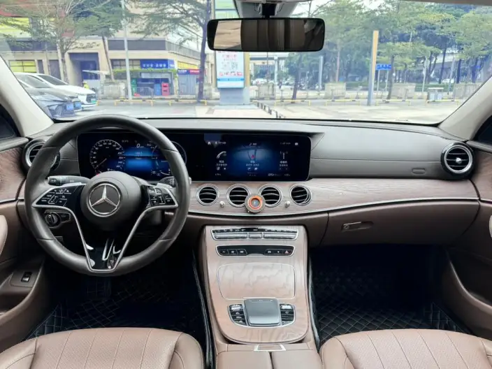 Mercedes-Benz E-Class 2023 Model E 300 L Fashion Model sedan – фото 10