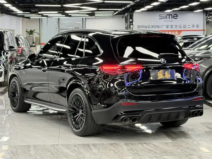 Mercedes-Benz GLC AMG 2024 Model AMG GLC 43 4MATIC – фото 5