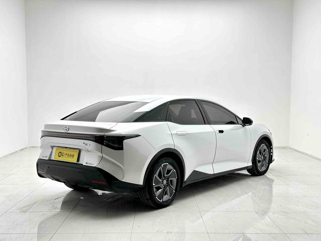 TOYOTA bZ3 Раздел 2023 Elite PRO – фото 6
