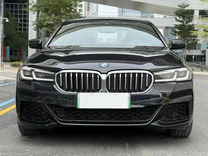 BMW 5 Series PHEV 2022 Model Facelift II 535Le M Sports Set – фото 2