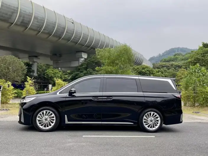 VOYAH Dreamer PHEV 2024 Model Ultra-long Endurance Premium Edition – фото 3