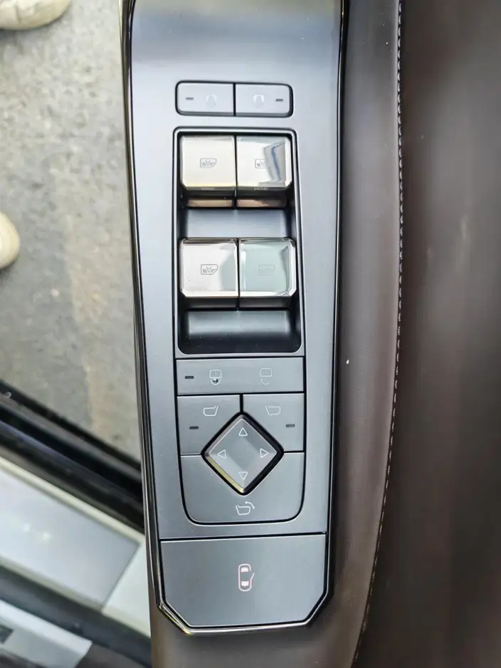 DENZA Z9 DM 2024 Model 1100 4WD Max Edition – фото 10