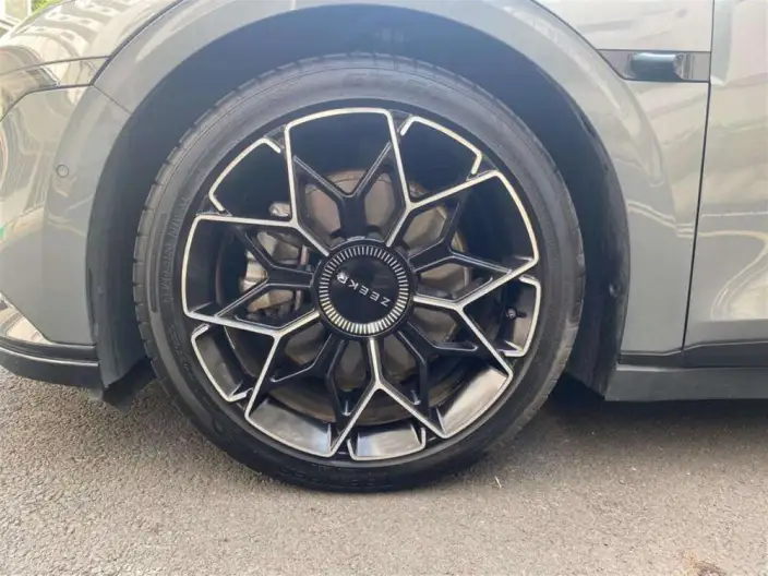 ZEEKR 007 2024 Model Rear Drive Edition 100kWh – фото 8
