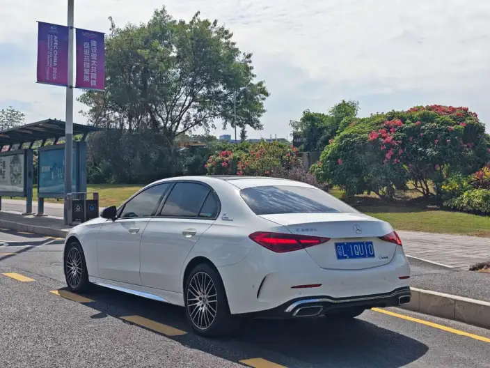 Mercedes-Benz C-Class 2022 Model Facelift C 260 L Sports Edition – фото 5
