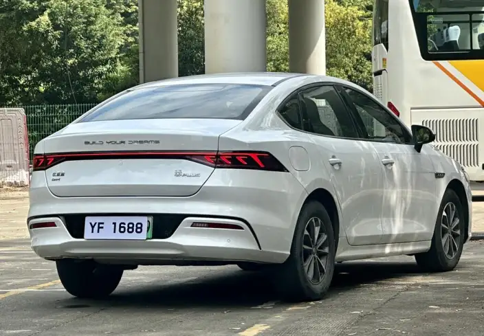 BYD Qin PLUS DM 2024 Model Honor Edition DM-i 55KM Leading Model – фото 6
