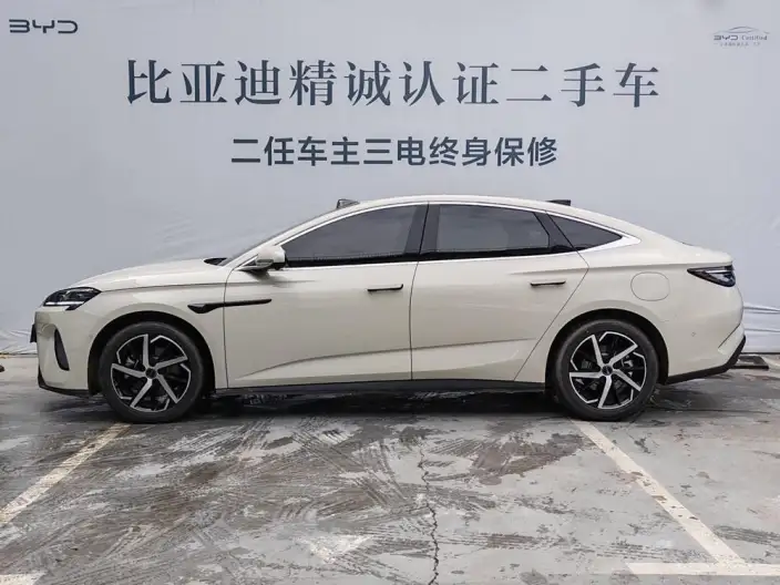 BYD Seal 07DM 2026 Model DM-i 230KM Flagship Model