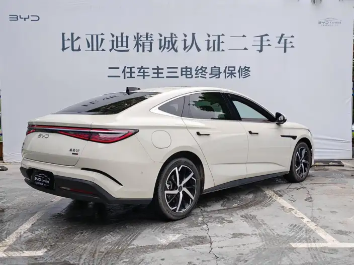 BYD Seal 07DM 2026 Model DM-i 230KM Flagship Model – фото 5