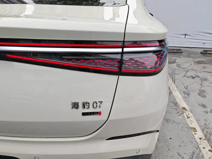 BYD Seal 07DM 2026 Model DM-i 230KM Flagship Model – фото 8